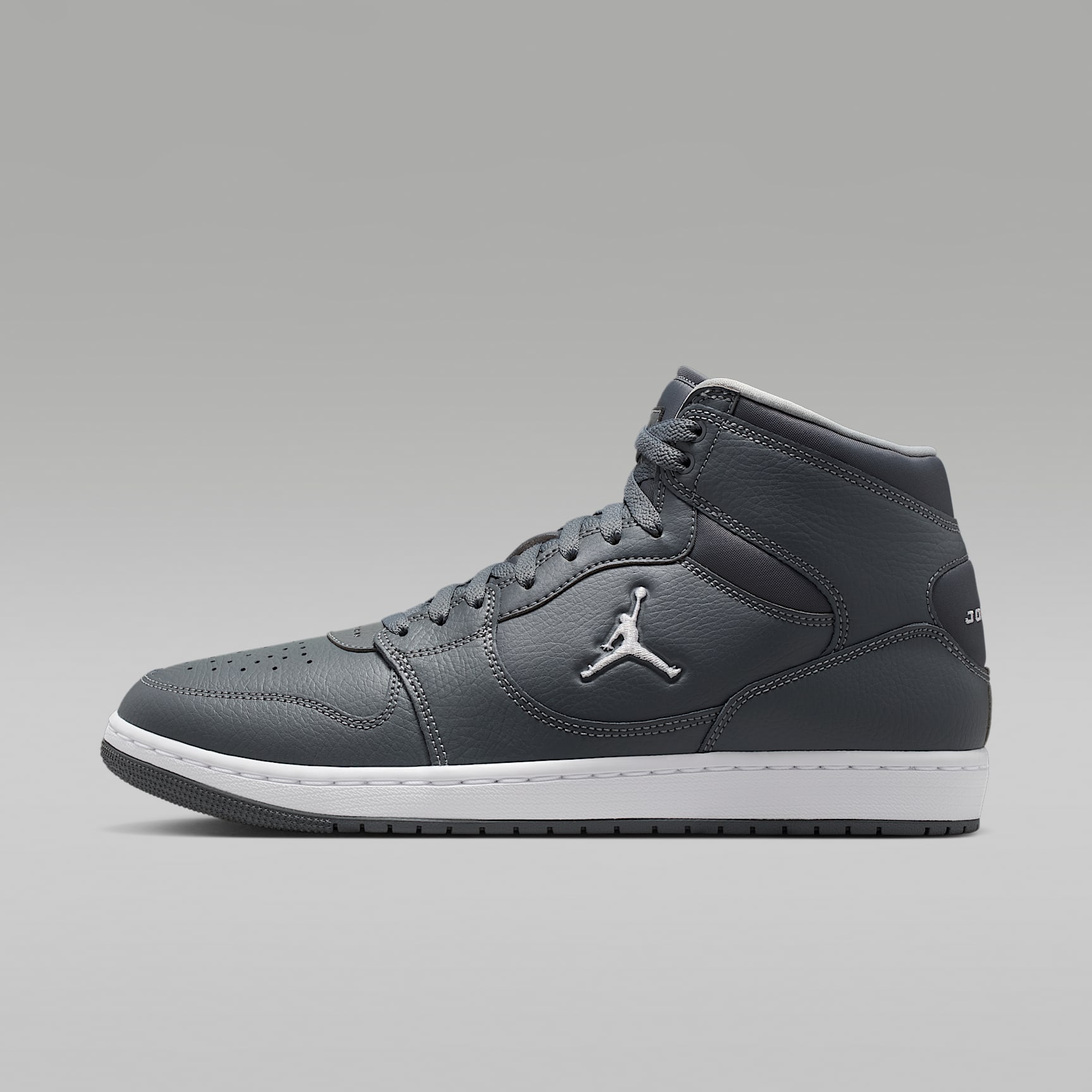 Jordan Court Connect Mid Men's Shoes. Nike AT